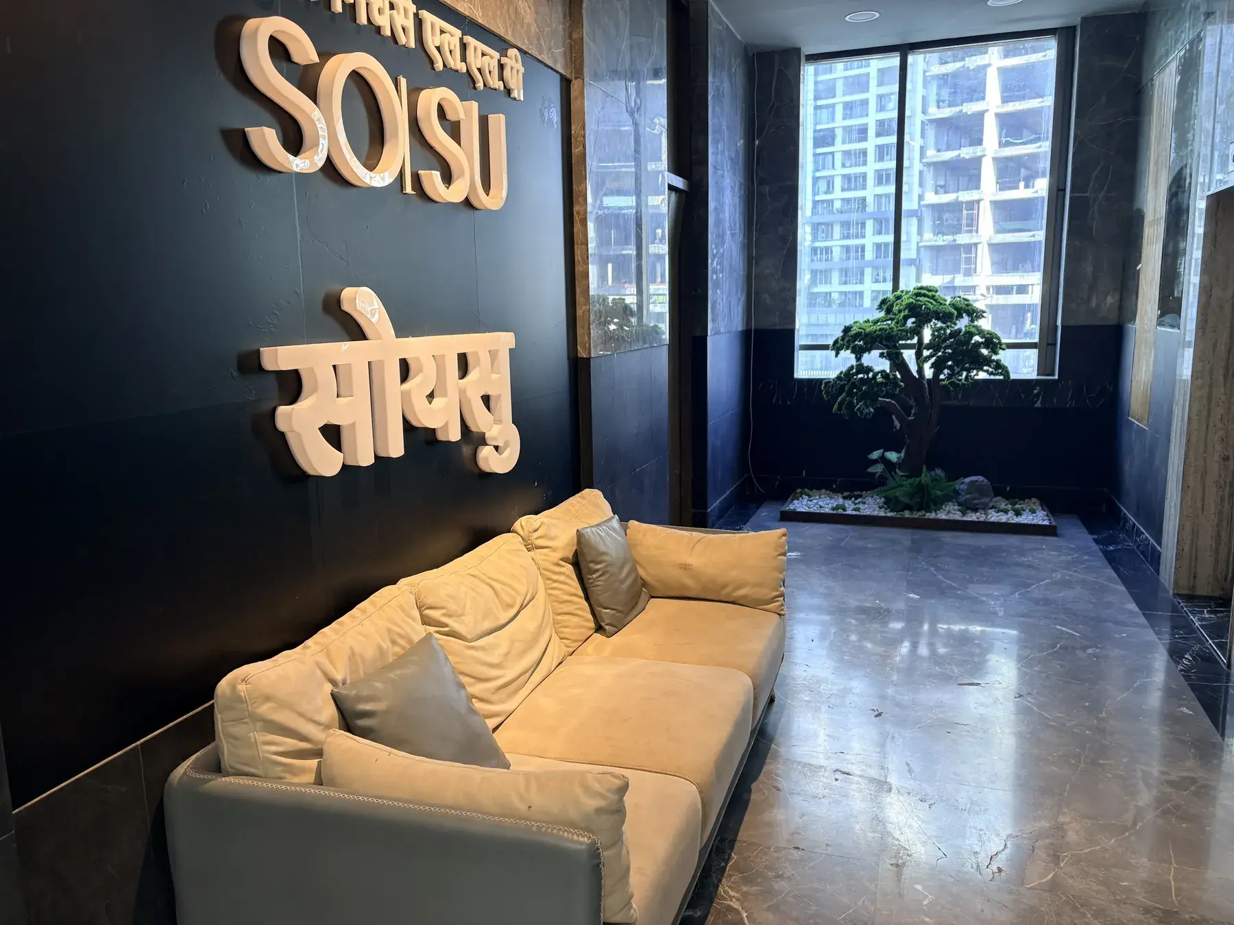 SOISU Prabhadevi flagship experience centre, Mumbai