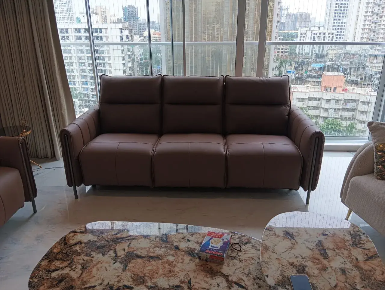 Dhaval Chokshi — Living Area — photo 3
